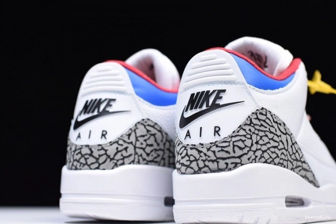 One Kick Jordan 3 Seoul Korea Air AV8370-100 Retro 0814